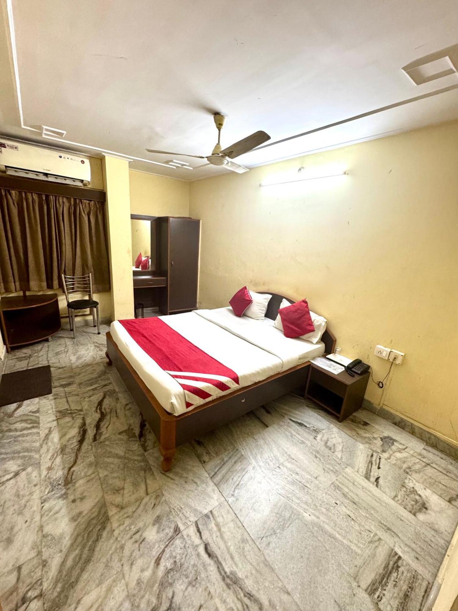 Hotel B K R Guwahati Dış mekan fotoğraf