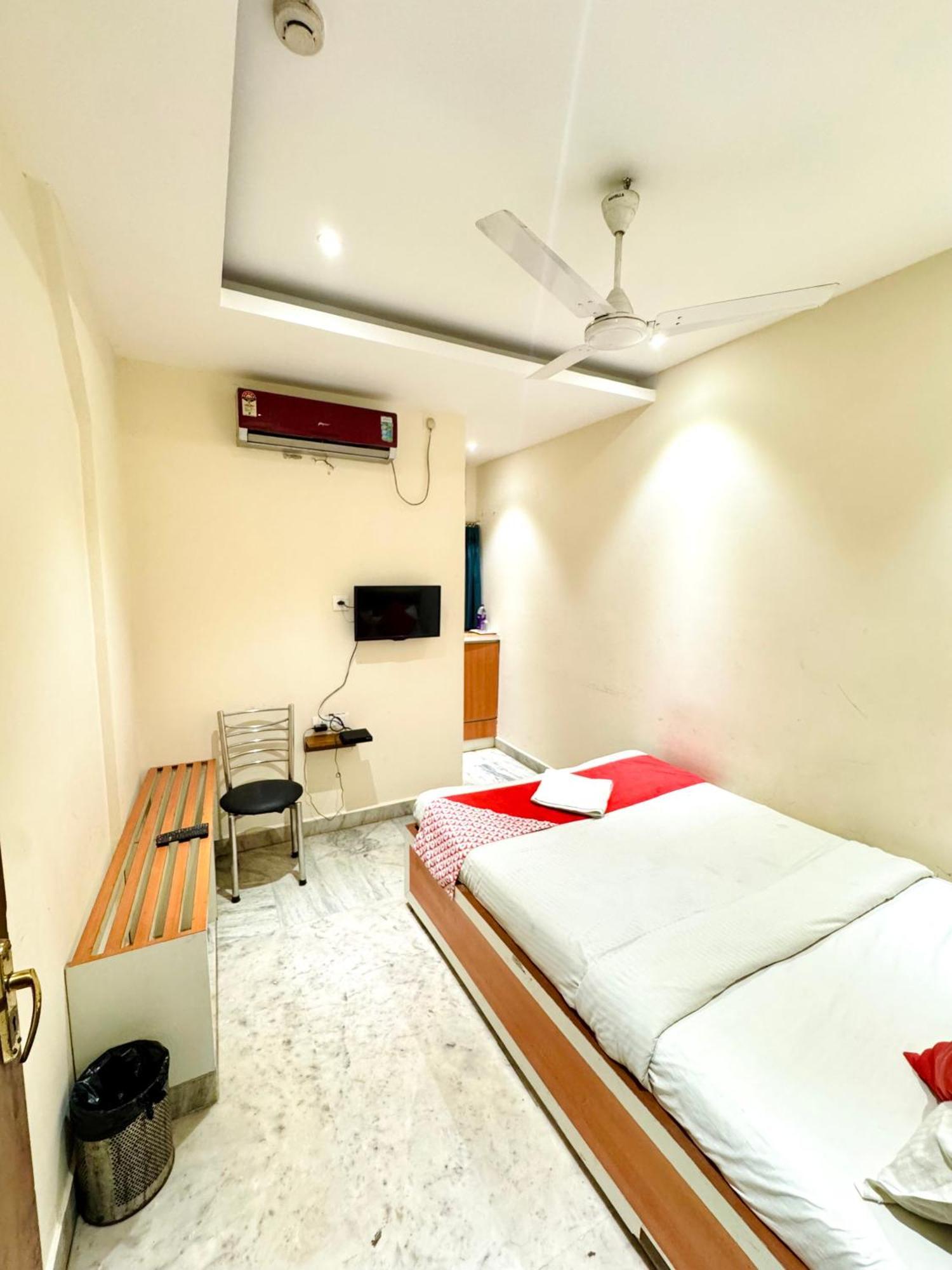 Hotel B K R Guwahati Dış mekan fotoğraf