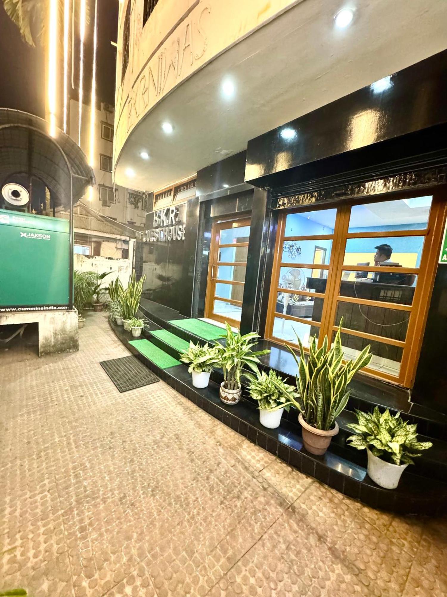 Hotel B K R Guwahati Dış mekan fotoğraf